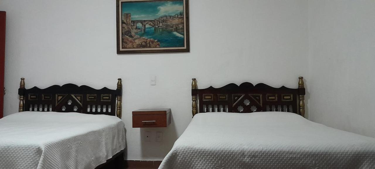 Posada De San Agustin Pátzcuaro Exteriör bild