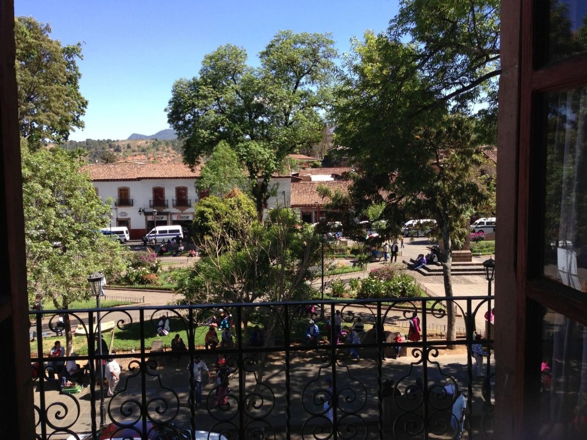 Posada De San Agustin Pátzcuaro Exteriör bild