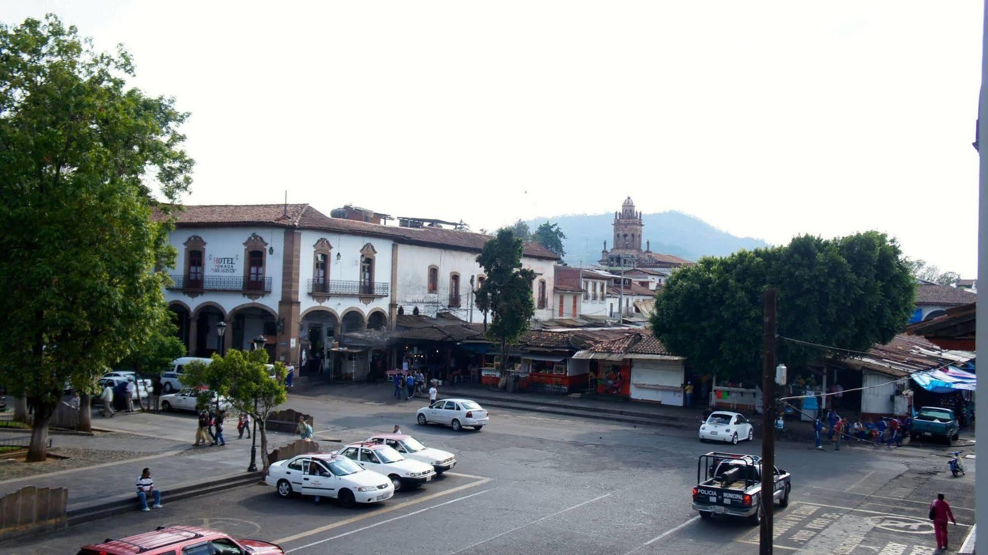 Posada De San Agustin Pátzcuaro Exteriör bild